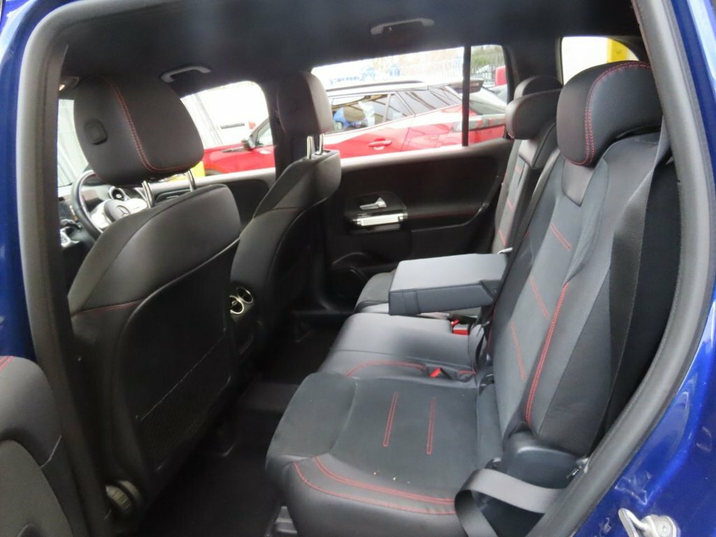 Mercedes-Benz GLB Class Glb 200 Amg Line Premium 7G-tronic Red #7
