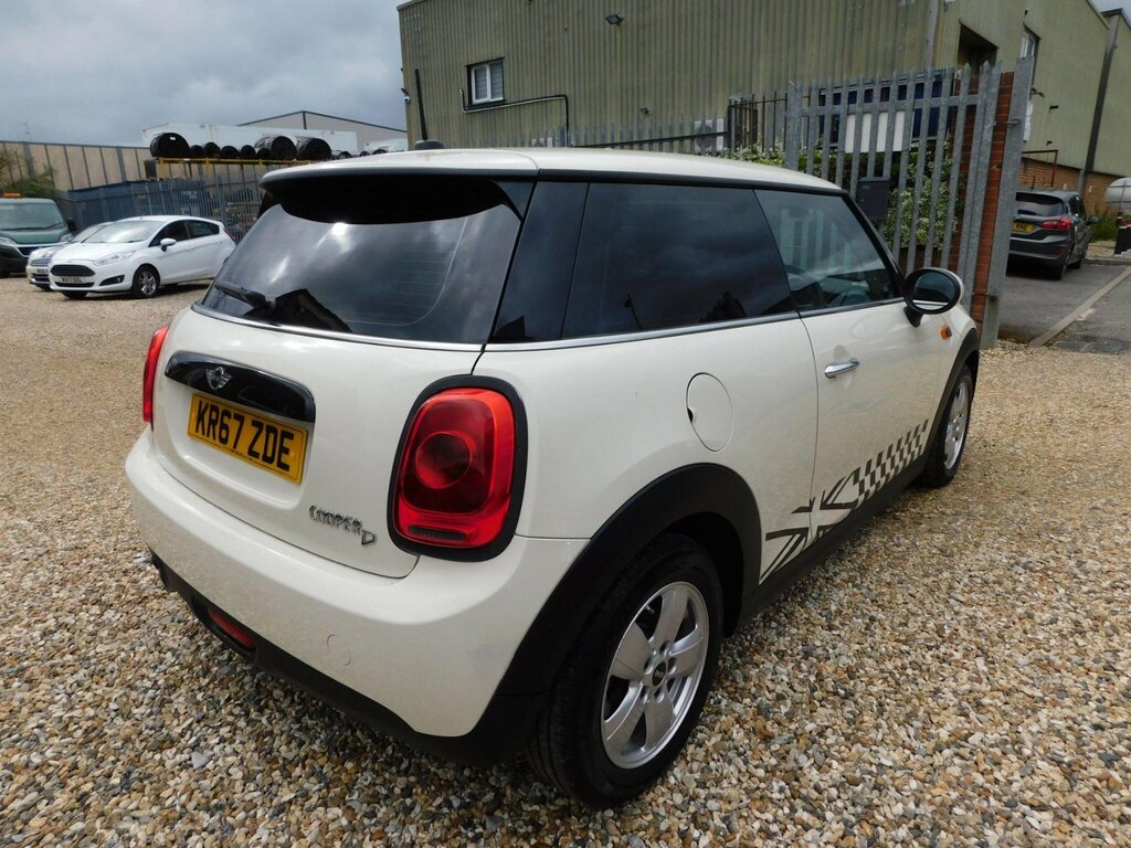 Mini Hatch 1.5 Cooper D Euro 6 Ss White #3