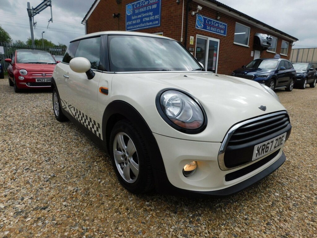 Mini Hatch 1.5 Cooper D Euro 6 Ss White