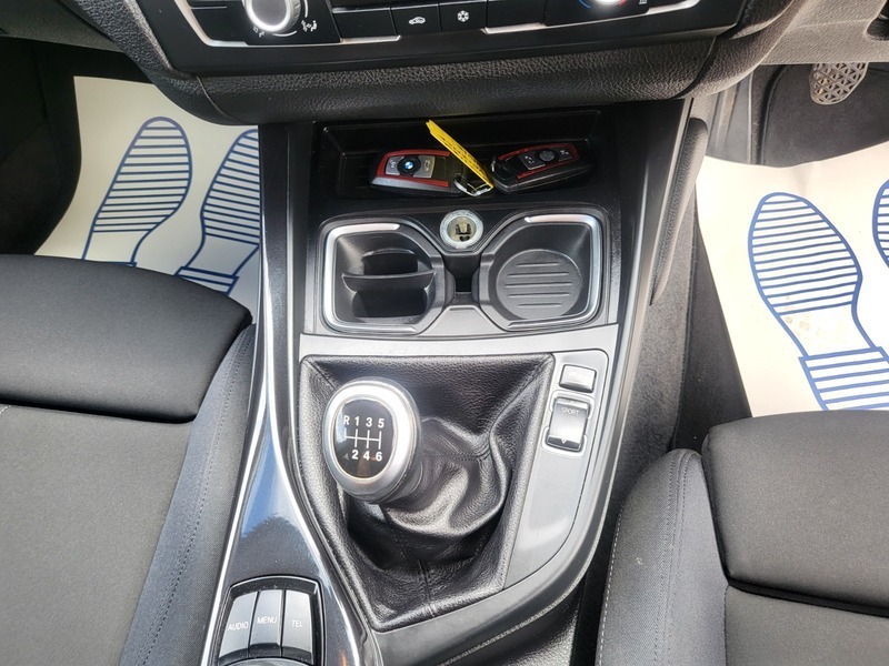 BMW 1 Series 118D Sport White #6