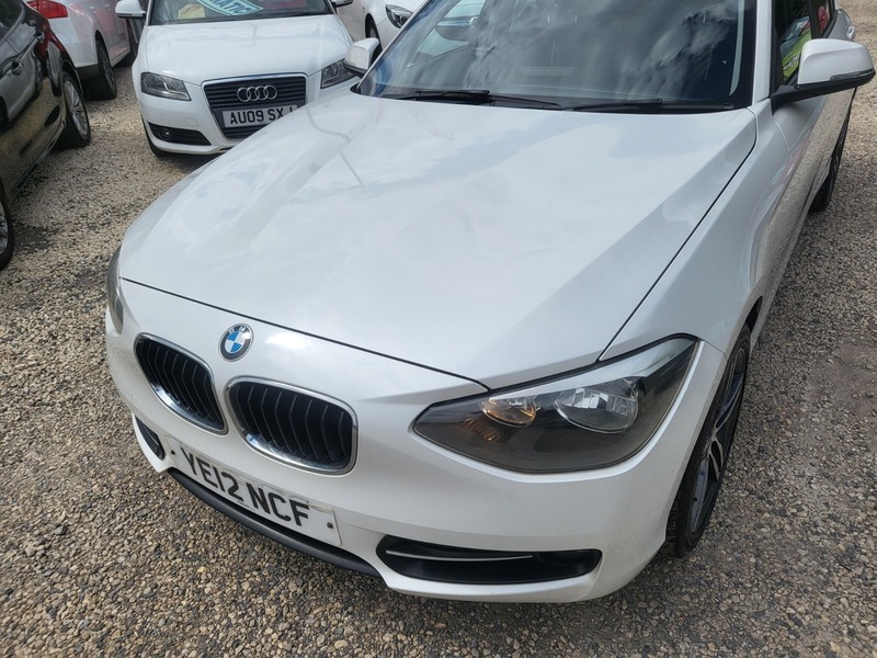 BMW 1 Series 118D Sport White #3