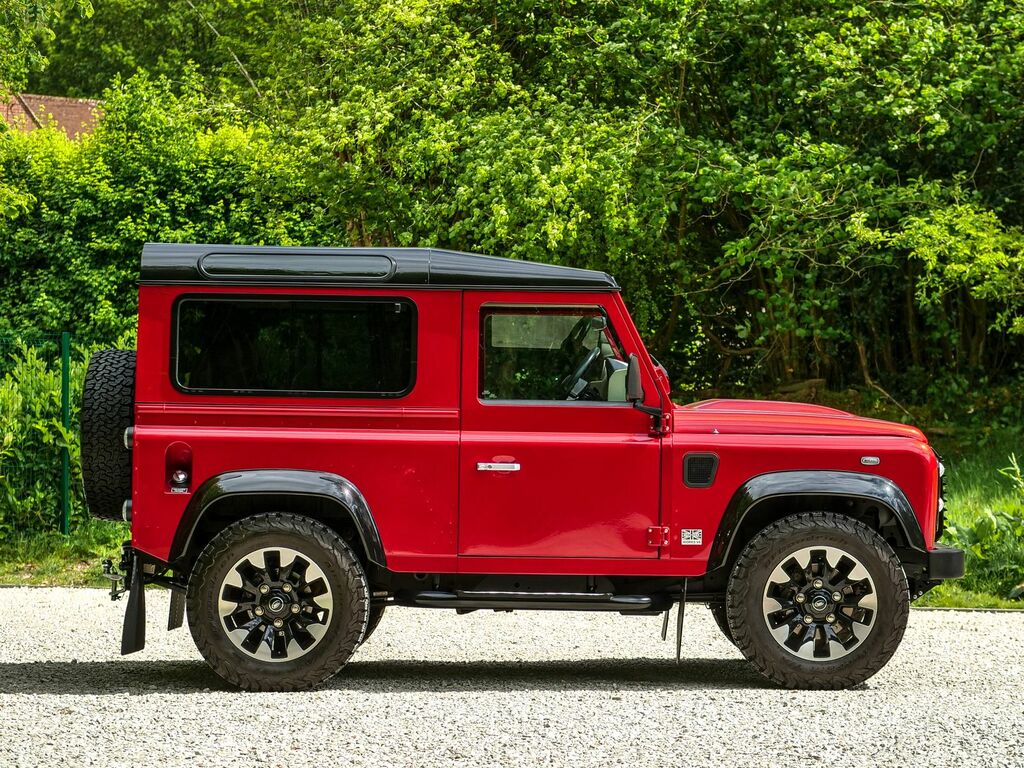 Land Rover Defender 90 Works V8 70Th Red #4