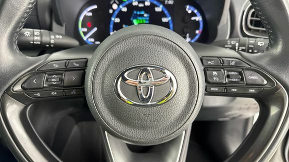 Toyota Yaris Cross Excel Silver #27