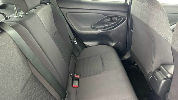 Toyota Yaris Cross Excel Silver #8