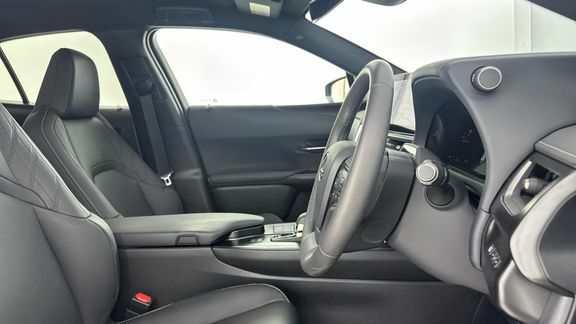 Lexus UX 300H 2.0 F-sport Cvt Blue #40