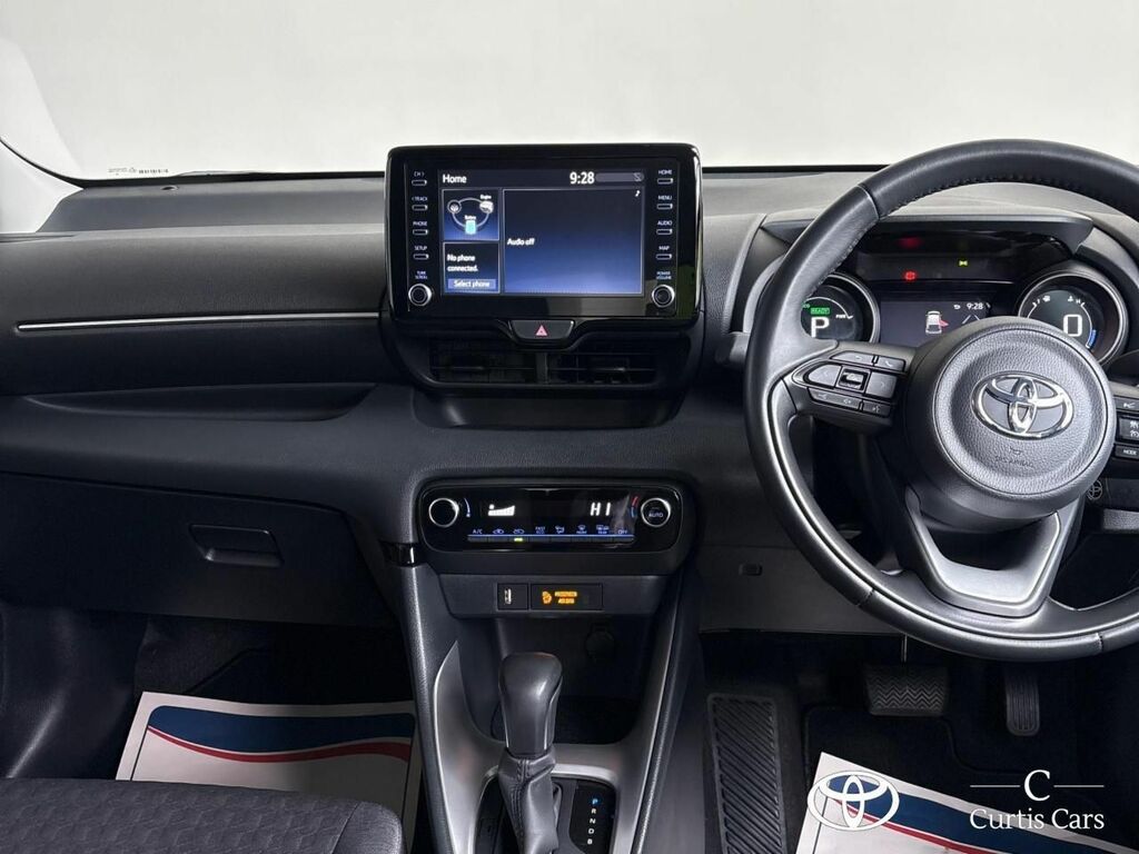 Toyota Yaris 1.5 Vvt-h Design E-cvt Euro 6 Ss White
