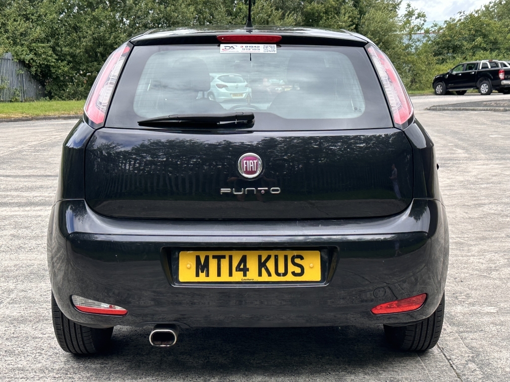 Fiat Punto 1.2 Easy Black #6