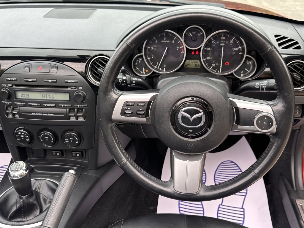 Mazda MX-5 2.0I Sport Roadster Euro 4 Red #15