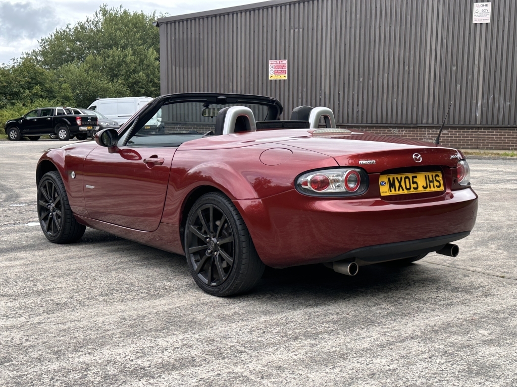 Mazda MX-5 2.0I Sport Roadster Euro 4 Red #7