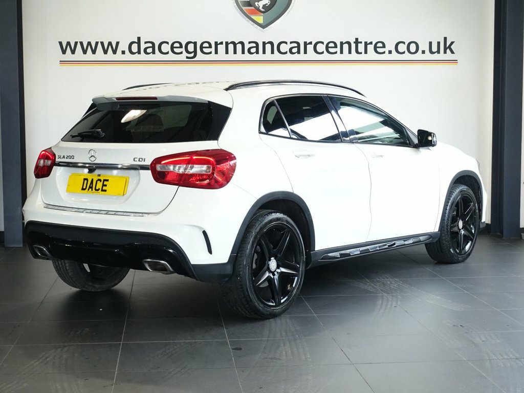 Mercedes-Benz GLA Class 2.1L Amg Line YH65HTU White #4