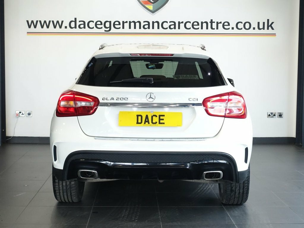 Mercedes-Benz GLA Class 2.1L Amg Line YH65HTU White #5