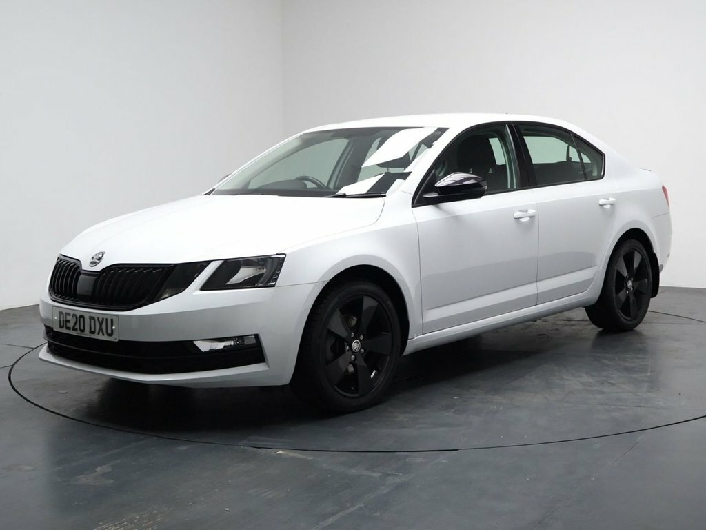 Skoda Octavia 1.5L Se Drive White #5