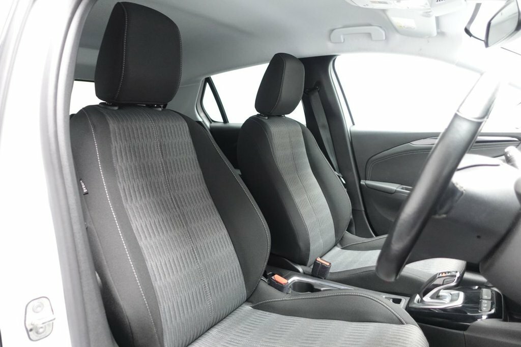 Vauxhall Corsa-e Hatchback SA71CZU White #3
