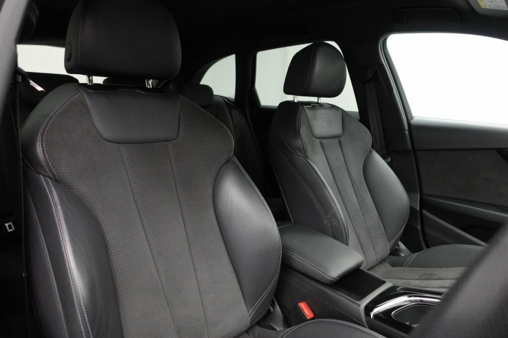 Audi A4 Avant 2L Black Edition Blue #3