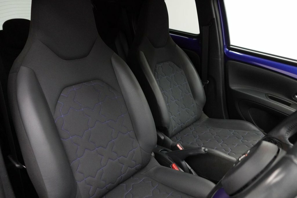 Toyota Aygo X 1L Exclusive Blue
