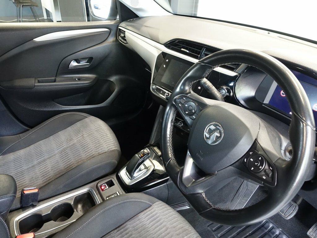 Vauxhall Corsa-e Hatchback VN21GBZ White