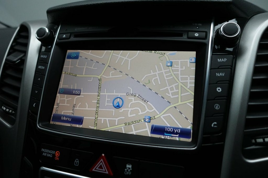 Hyundai I30 1.6L Se Nav Grey #2