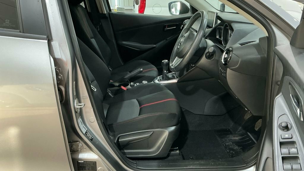 Mazda 2 1.5L Sport Nav Silver #2