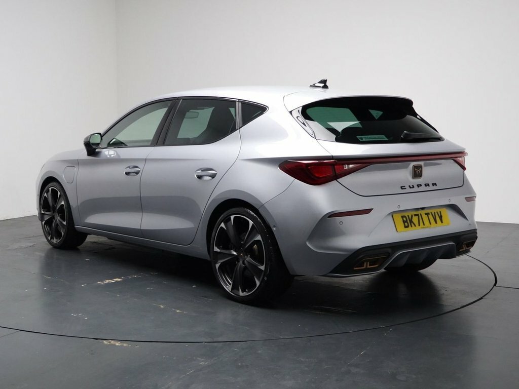 Cupra Leon 2.0 Tsi Vz2 Estate Dsg 4Drive Euro 6 S White #7