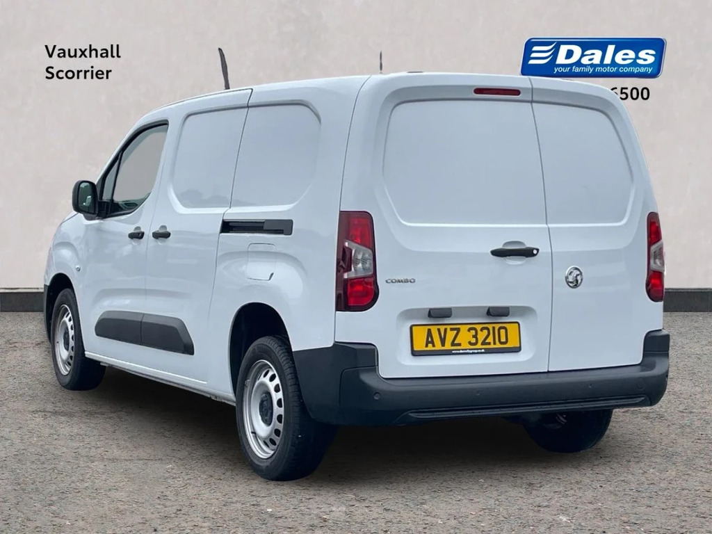 Vauxhall Combo 2300 1.5 Turbo D 130Ps H1 Dynamic Van White #2