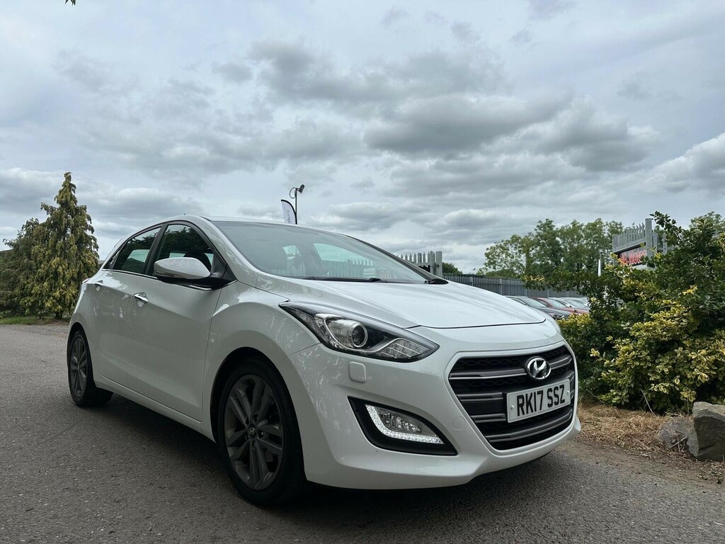 Hyundai I30 1.6 Crdi Blue Drive Premium Euro 6 Ss White