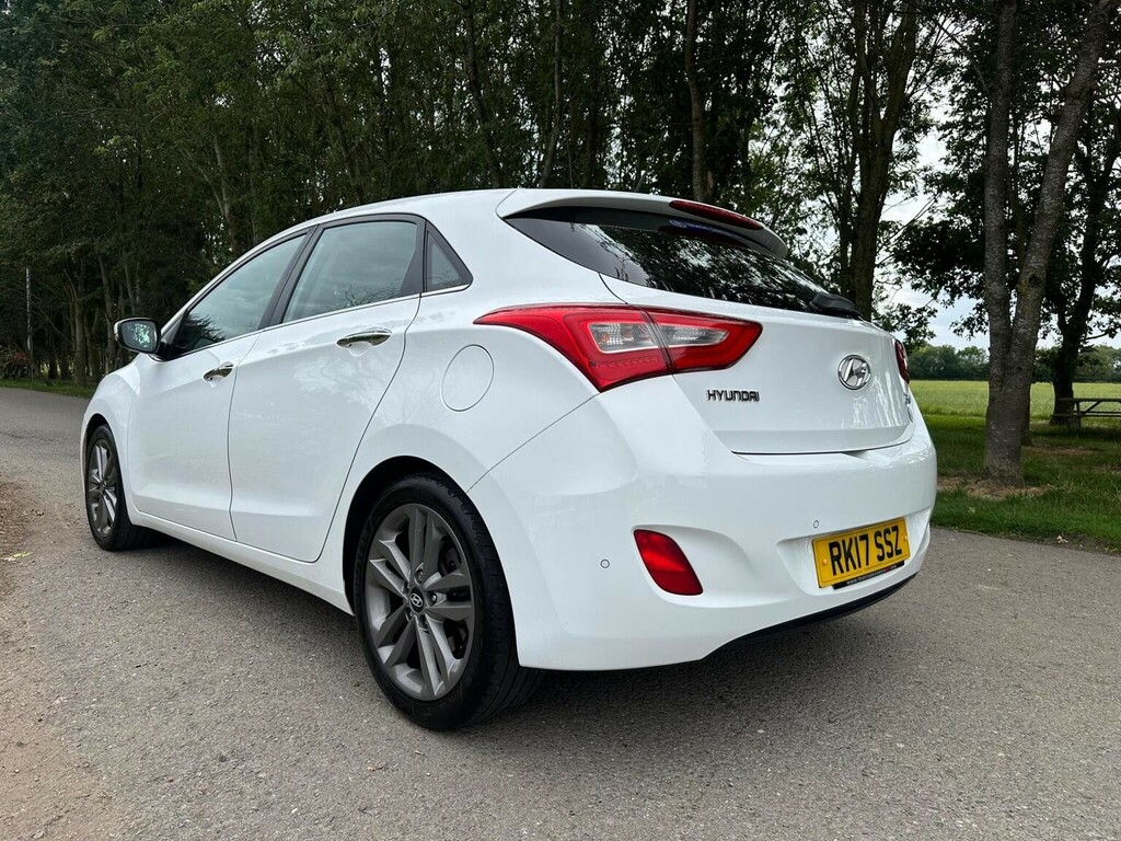 Hyundai I30 1.6 Crdi Blue Drive Premium Euro 6 Ss White #5