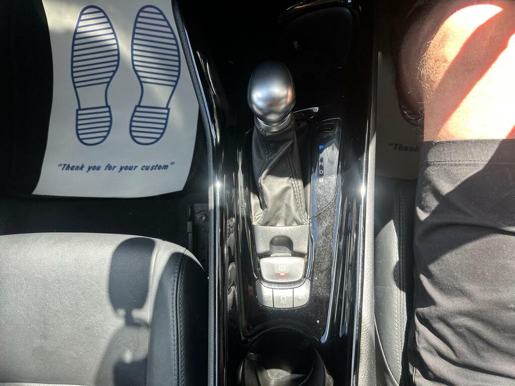 Toyota C-Hr 1.8 Vvt-h Excel Cvt Silver #19