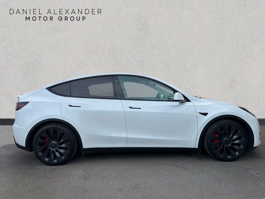 Tesla Model Y Suv White #5