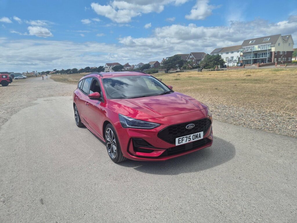 Ford Focus St-line X Mhev Mild Hybrid Estate 155 Red #6