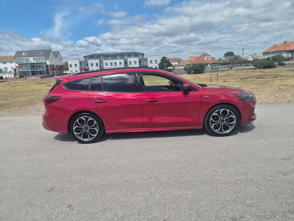 Ford Focus St-line X Mhev Mild Hybrid Estate 155 Red #2