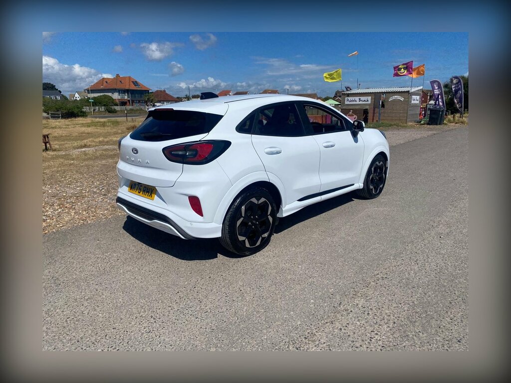 Ford Puma Premium . WR75RHX White #6