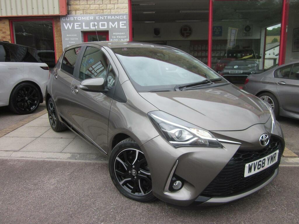 Toyota Yaris 1.5 Vvt-i Design Euro 6 201868 Brown