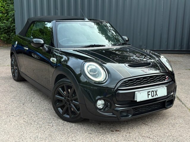 Mini Convertible 2019 2.0 Cooper S Classic Convertible M Black