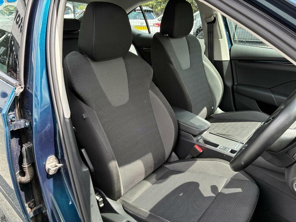 Skoda Octavia Se Blue #2