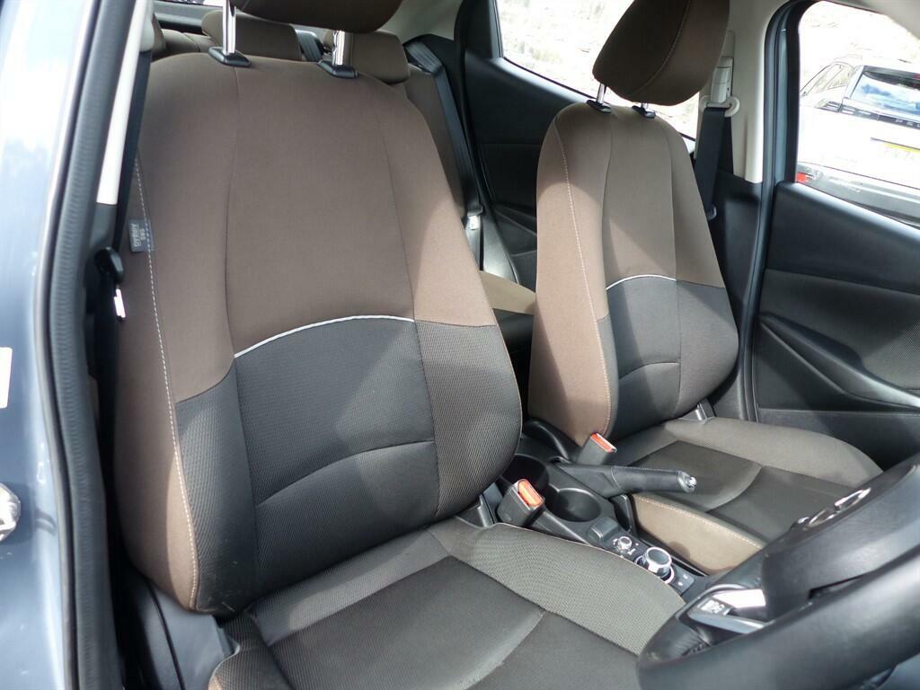 Mazda 2 Se-l Grey #5