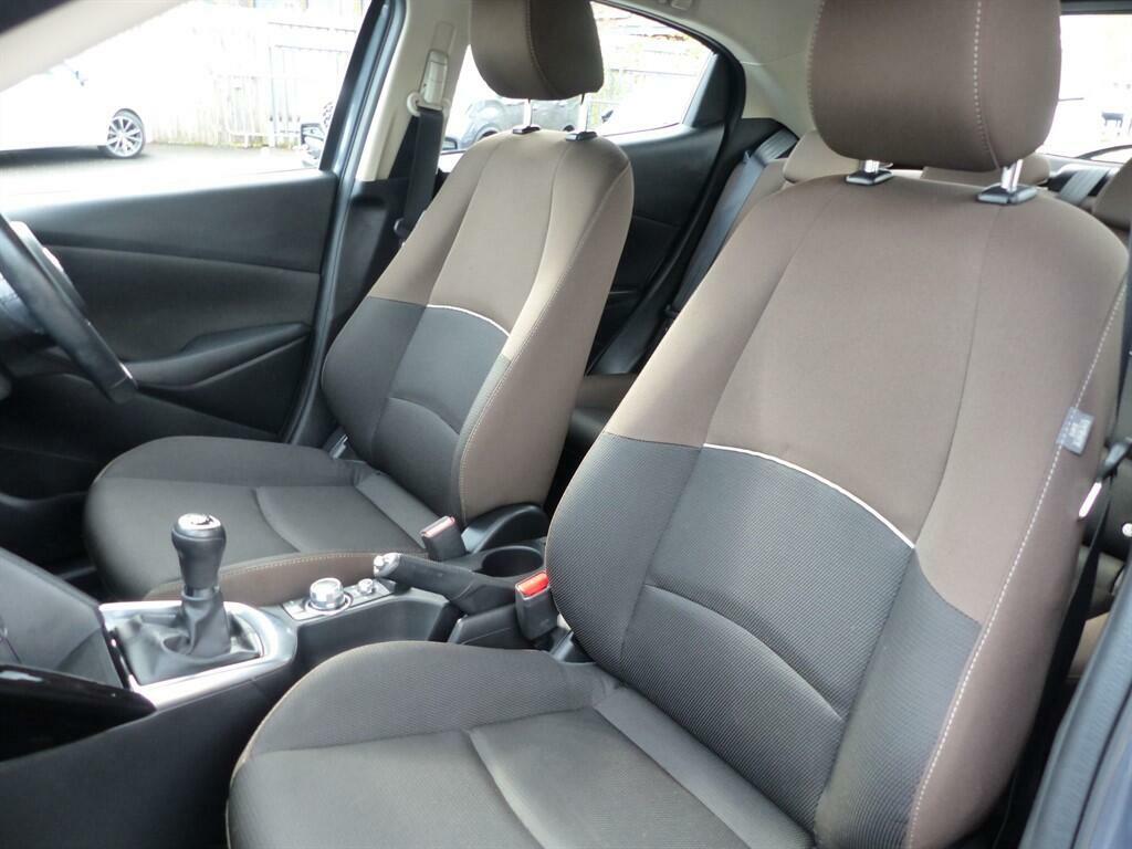Mazda 2 Se-l Grey #6