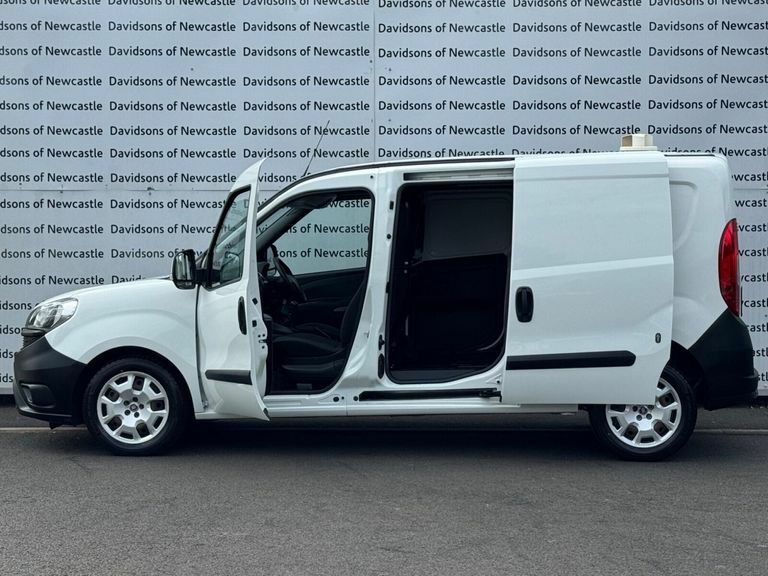 Fiat Doblo 1.6 Multijetii Maxi Sx Panel Van 6Dr White #4