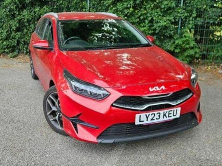 Kia Ceed 1.5 T-gdi 3 Sportswagon Euro 6 Red