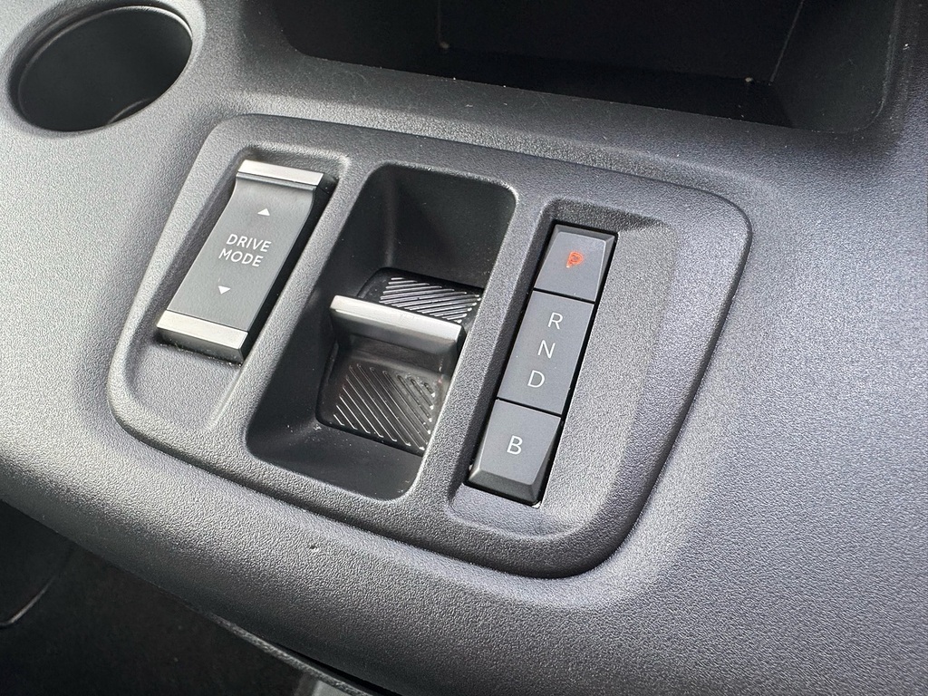 Vauxhall Combo-e Life Prime 2300 50Kwh 136Ps With Grey #17
