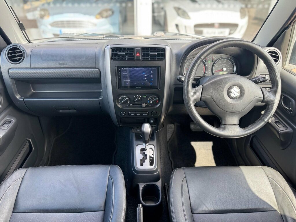 Suzuki Jimny 1.3 Sz4 Suv 167 Gkm, 83 Bhp Black #16