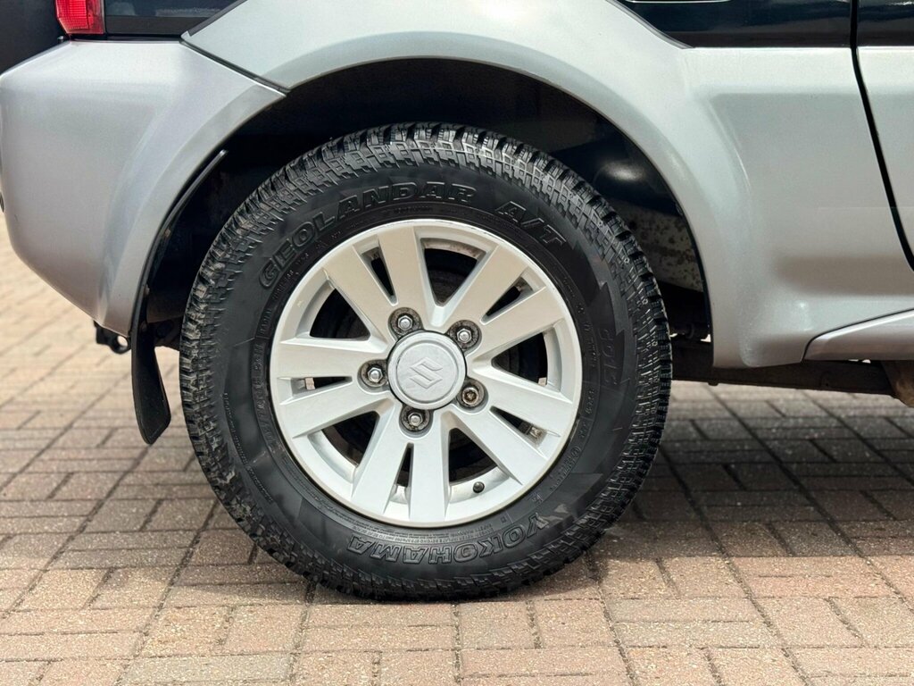 Suzuki Jimny 1.3 Sz4 Suv 167 Gkm, 83 Bhp Black #23