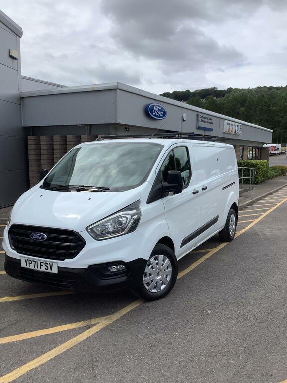 Ford Transit Custom 320 L2 H1 Leader Panel Van 2.0L 130Ps 6 Spe White