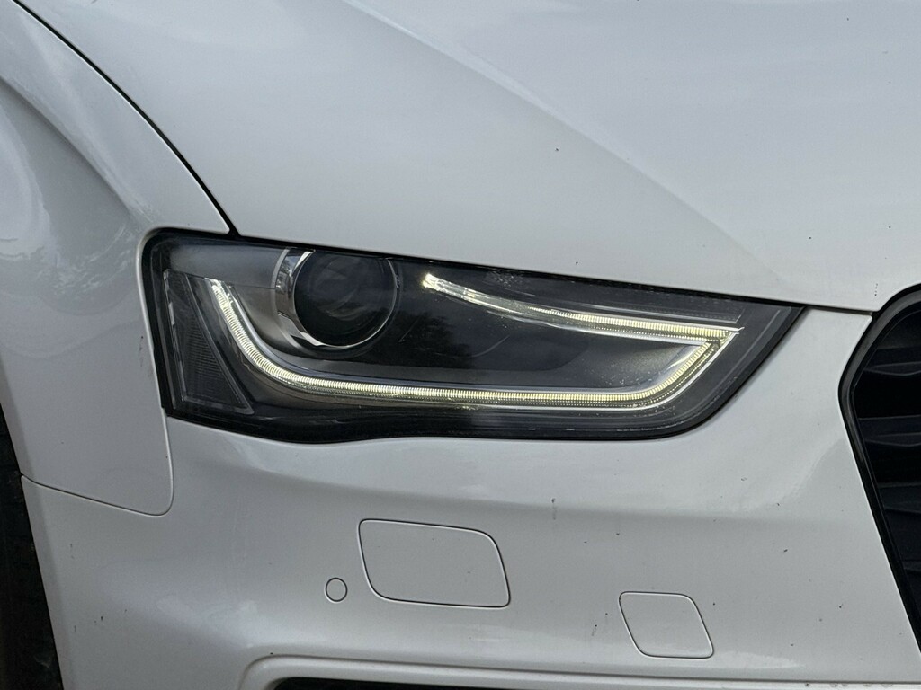 Audi A4 2.0 Tdi Black Edition White #6