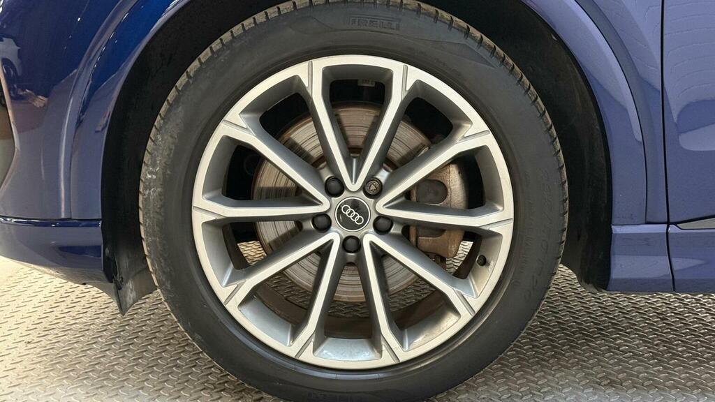 Audi Q4 E Tron Suv 40 Edition 1 82Kwh 202222 Blue #4