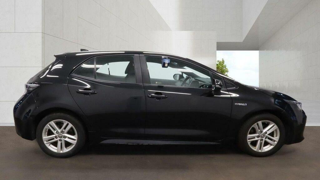 Toyota Corolla 1.8 Vvt-h Icon Tech Cvt Euro 6 Ss NU70WXF Black #4