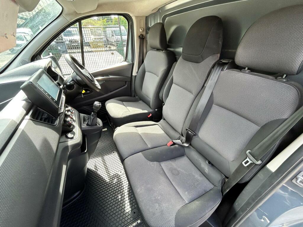 Renault Trafic 2.0 Dci Blue 28 Sport Swb Euro 6 Ss Grey #10
