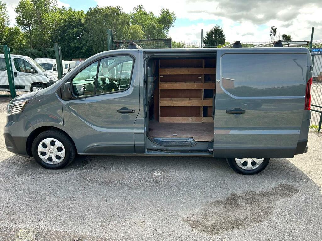 Renault Trafic 2.0 Dci Blue 28 Sport Swb Euro 6 Ss Grey #7