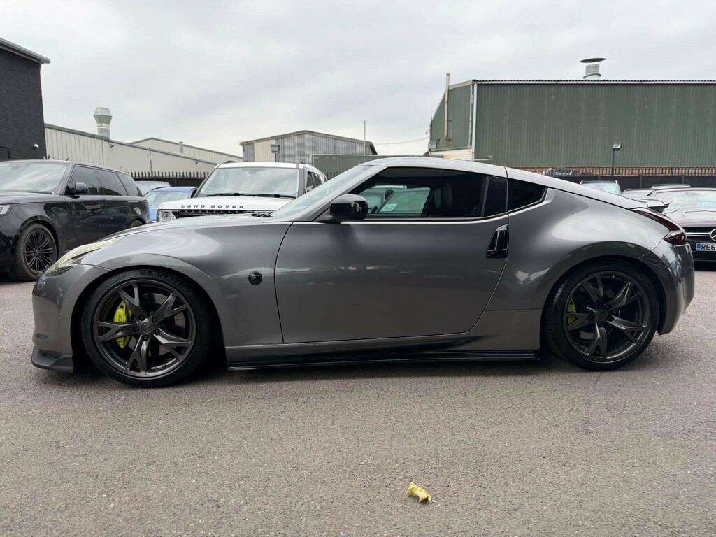 Nissan 370Z Gt V6  #4