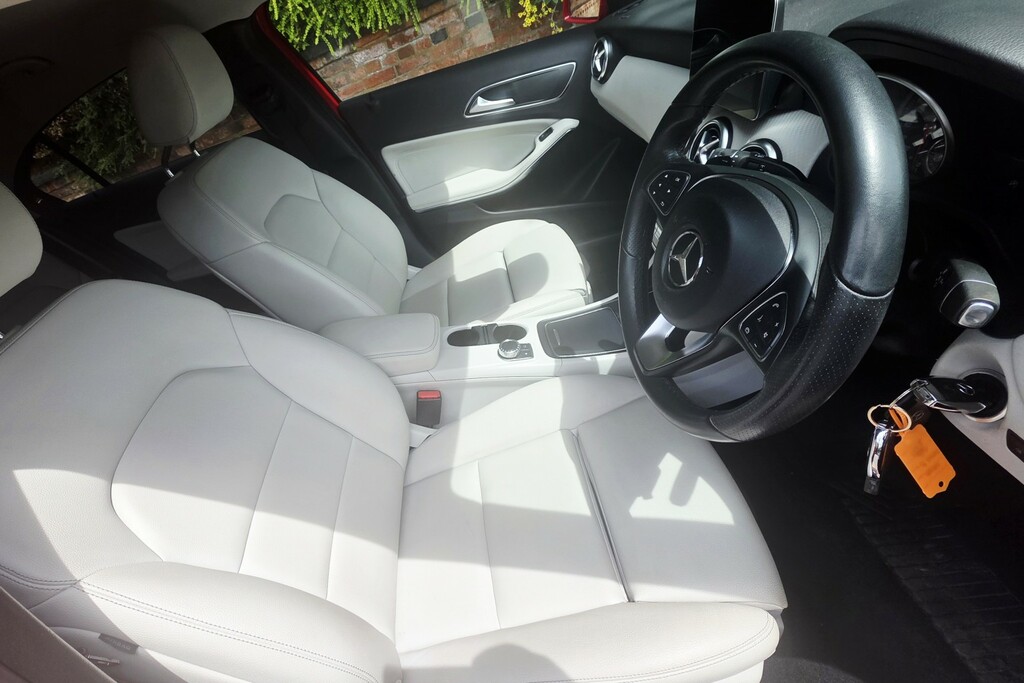Mercedes-Benz A Class 2.1 A200d Sport 201666  #6