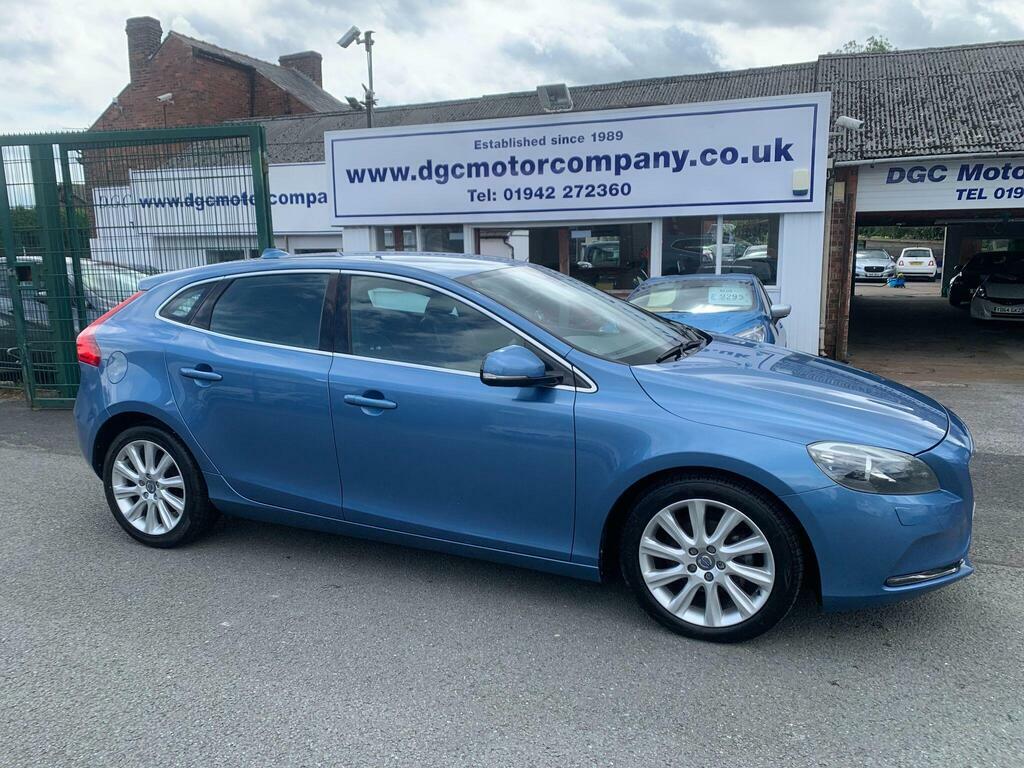 Volvo V40 1.6 D2 Se Lux Nav Euro 5 S S Blue